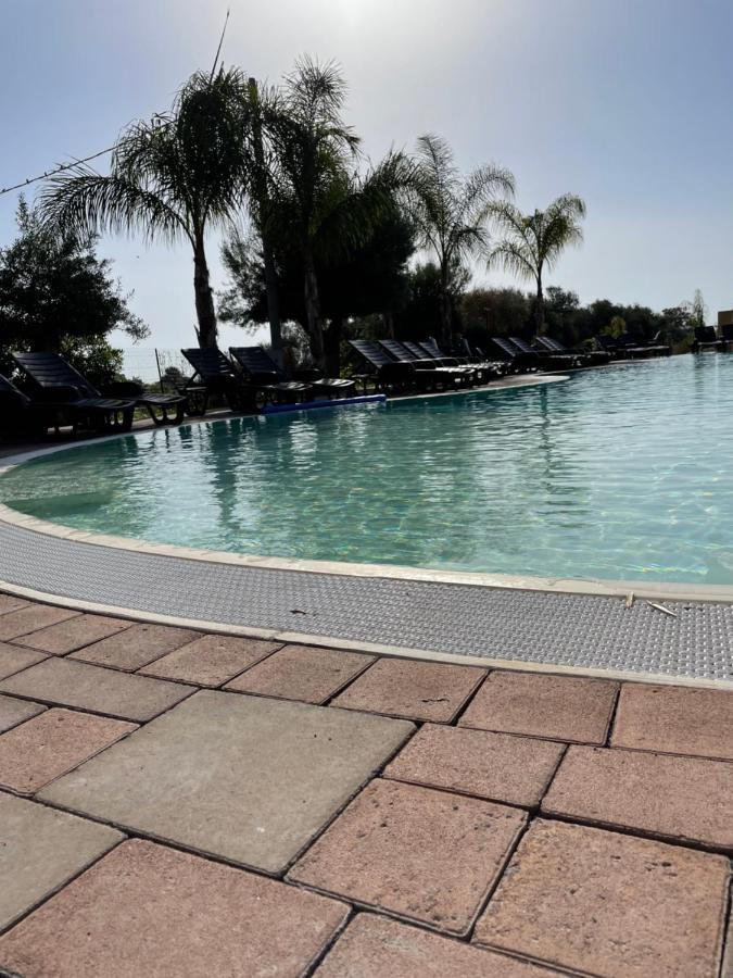 Oasi Pacaru Hotel Avola Bagian luar foto