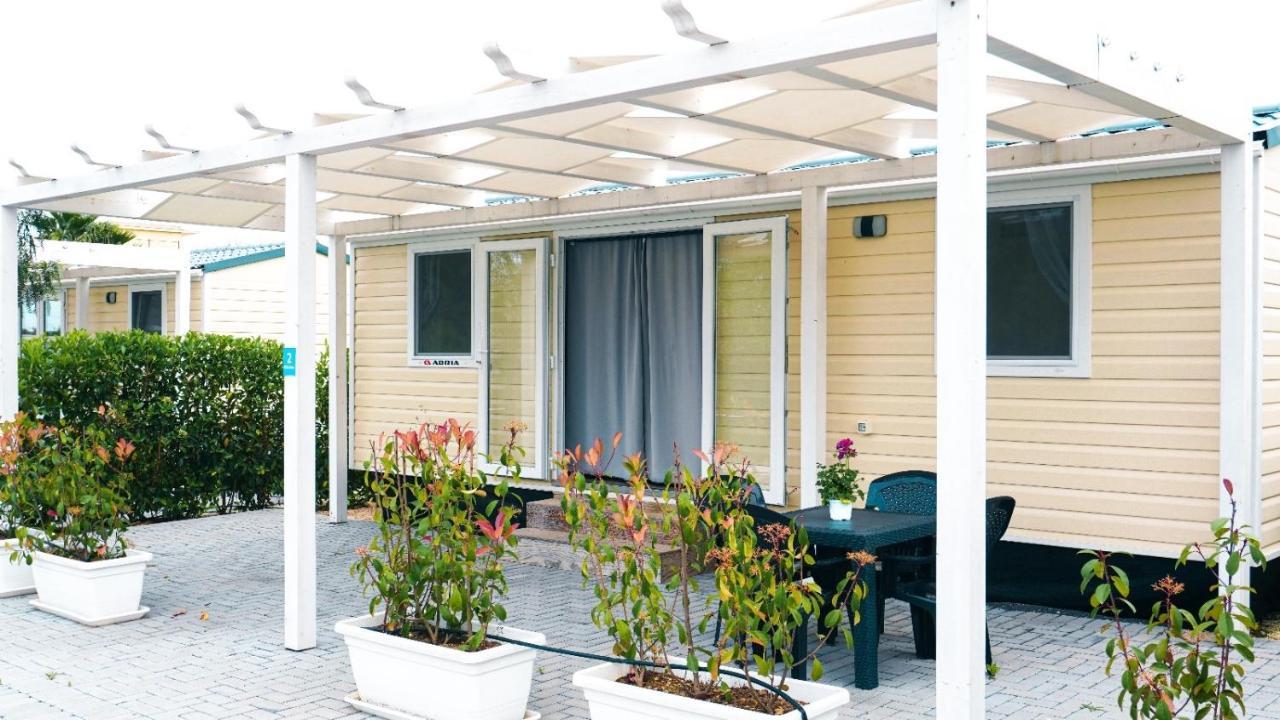 Oasi Pacaru Hotel Avola Bagian luar foto